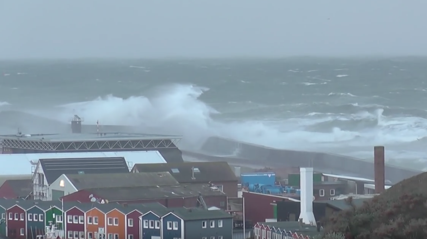 katamaran helgoland sturm