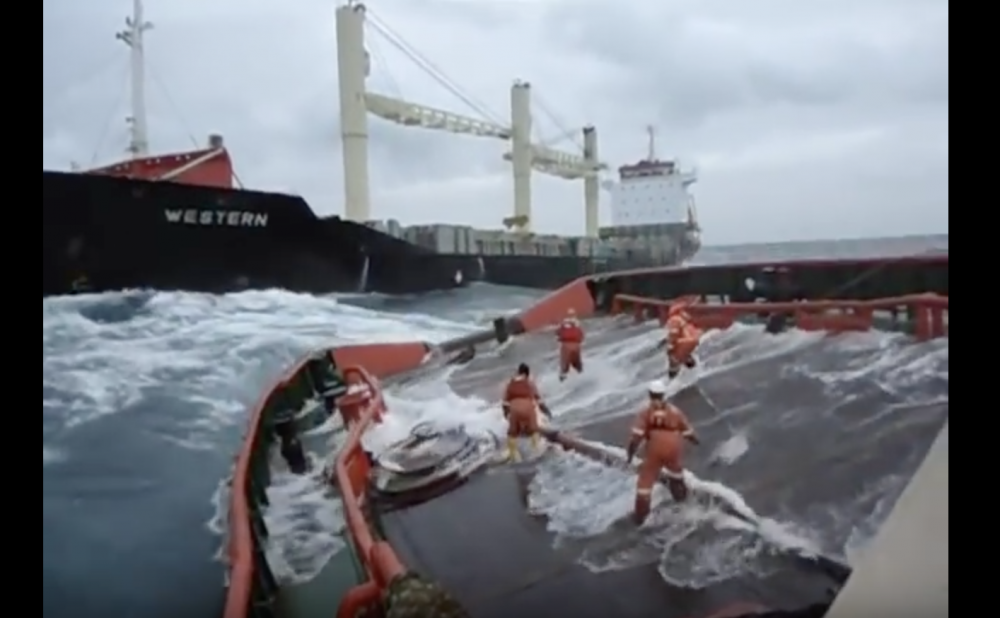 Lebensgefahr - die Arbeit auf einem Schlepper