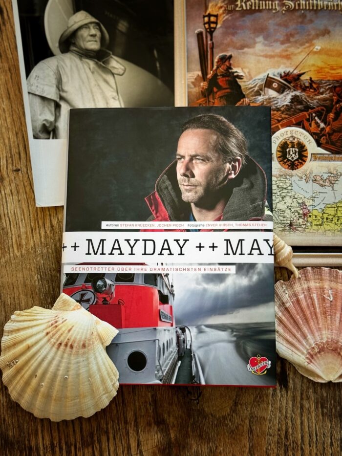 Mayday - das Buch der Seenotretter